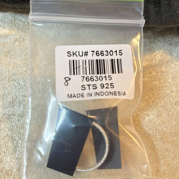 Artistry Tarakashi Collection Sterling Silver Bypass Ring - Picture 11 of 12